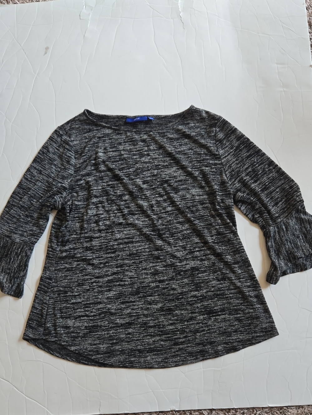 Womens Large Apt. 9 Black & Gray Heathered Boatneck Top with Ruffle Sleeves
